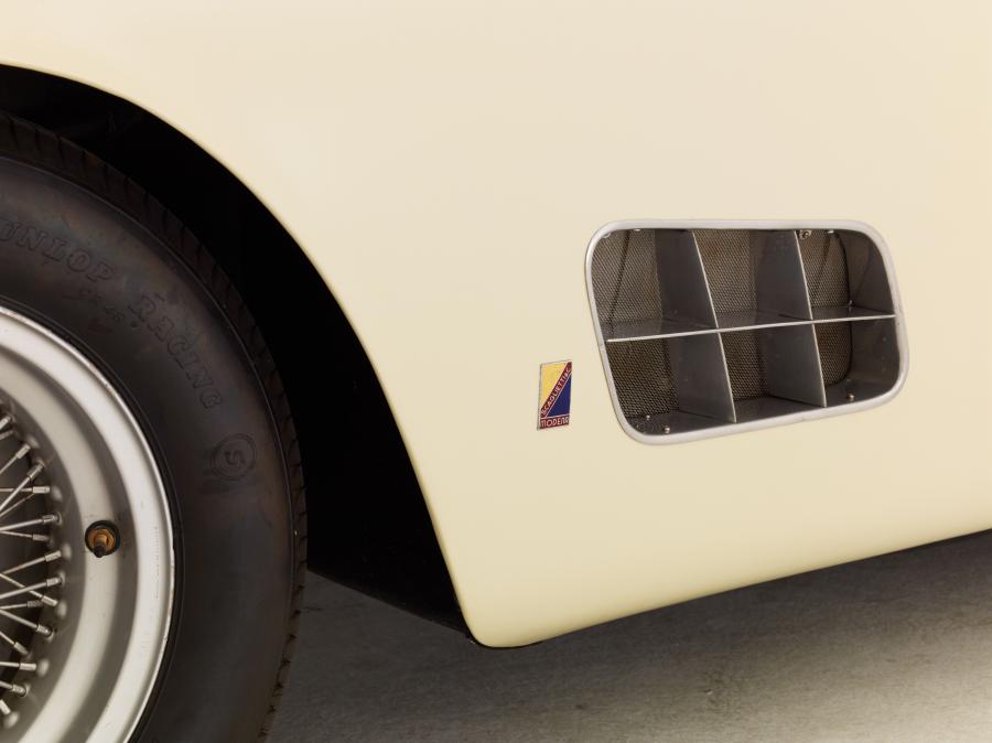  Ferrari 410 Berlinetta Speciale 1955 года  (фото 30 из 47)